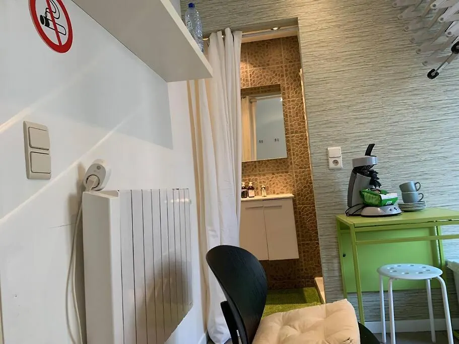 Apartment Bright & Cozy Duplex Studio Antwerp City - Free Parking In August